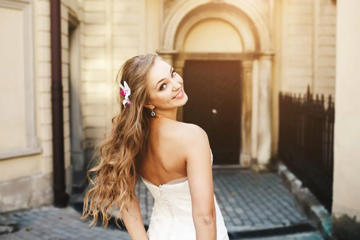 Lordis Loft | Charleston Bridal Hair Trends: What Brides Need to Know